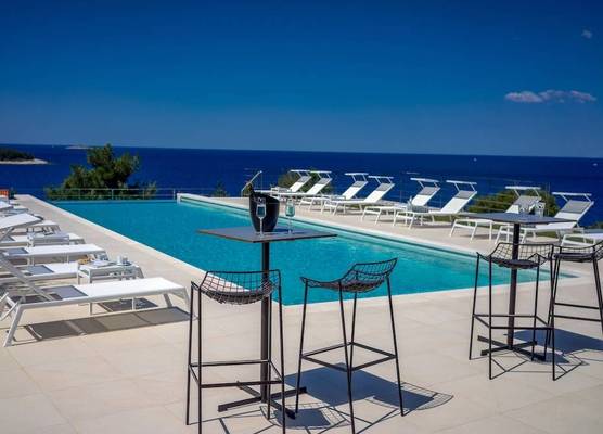 Golden Rays Luxury Apartments 1