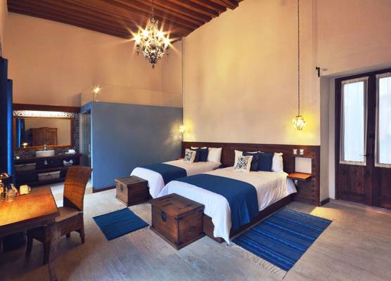 Hotel Boutique Casa Altamira 1