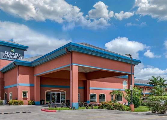 Quality Inn & Suites at The Outlets Mercedes-Weslaco 1