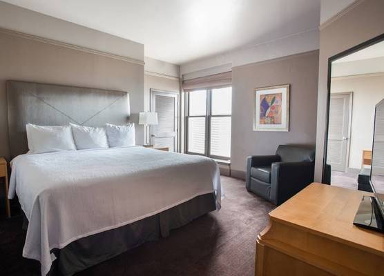 Magnolia Hotel Downtown Dallas 1