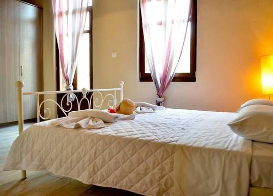 Asikiko Suites - Rethymno Old Town Retreats 1