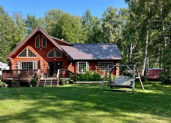 Meandering Moose Lodging 1