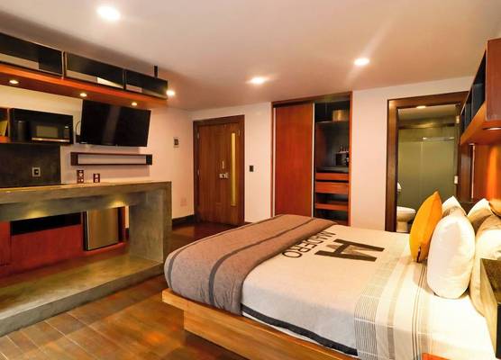 Madero Hotel & Suites 1