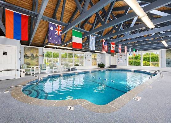 Pier 7 Condominium Resort 1
