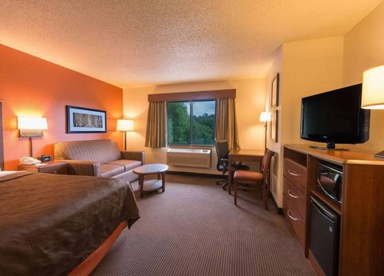 AmericInn by Wyndham Minocqua 1