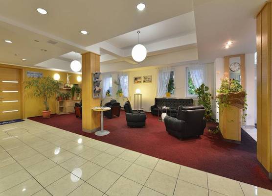 EA Hotel Populus 1