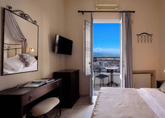 Ikio Concept Santorini 1
