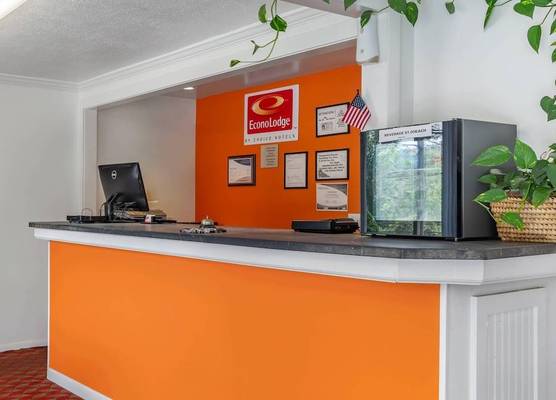 Econo Lodge Lee - Great Barrington 1