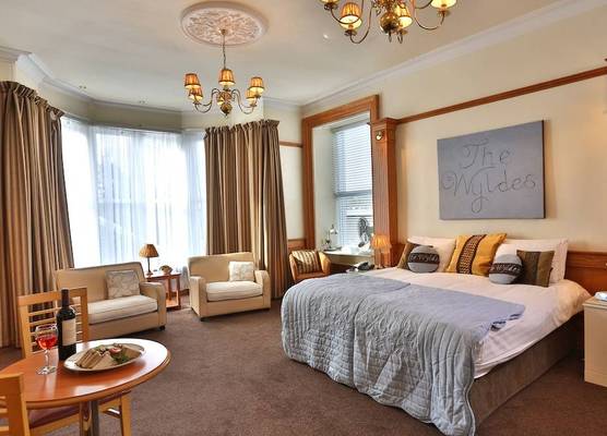 Woodlands Hotel, BW Signature Collection 1