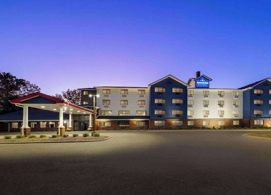 AmericInn by Wyndham Inver Grove Heights Minneapolis 1