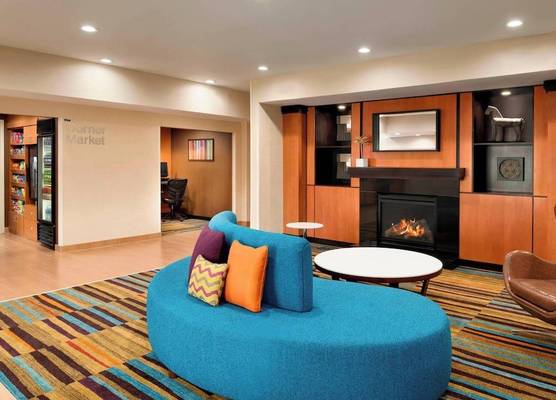 Fairfield Inn & Suites Hartford Manchester 1