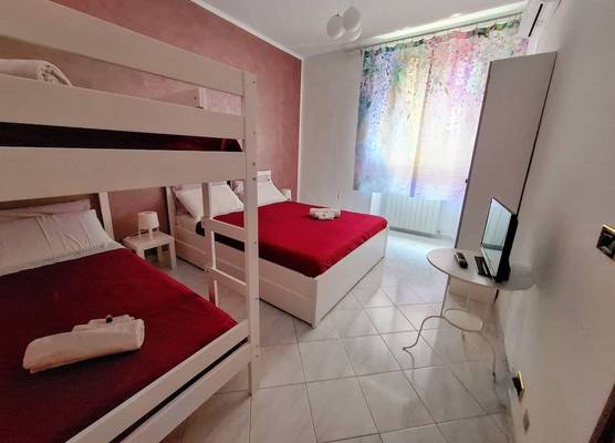 Rhome Sweet Rhome 1