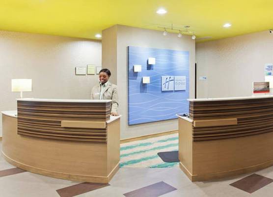 Holiday Inn Express & Suites WARNER ROBINS NORTH WEST by IHG 1