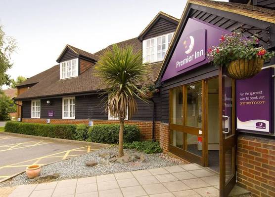 Premier Inn Woking West - A324 1