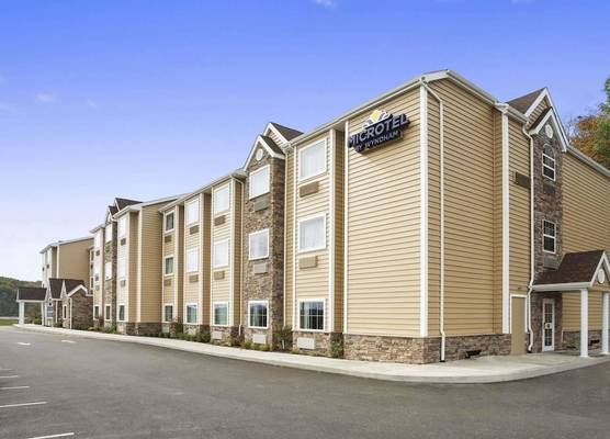 Microtel Inn & Suites by Wyndham Cambridge 1
