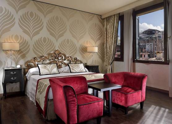 Hotel Amadeus 1