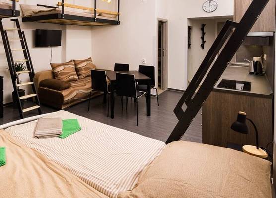 Flying Bed Apartment close to Castle 1