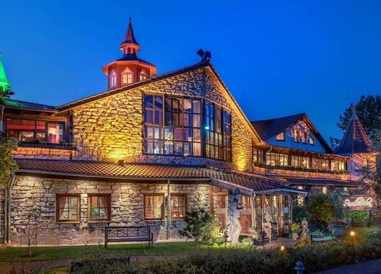 Wellnesshotel Seeschlößchen - Privat- Spa & Naturresort 1
