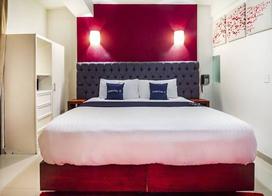 Cinco22 Hotel B&B 1