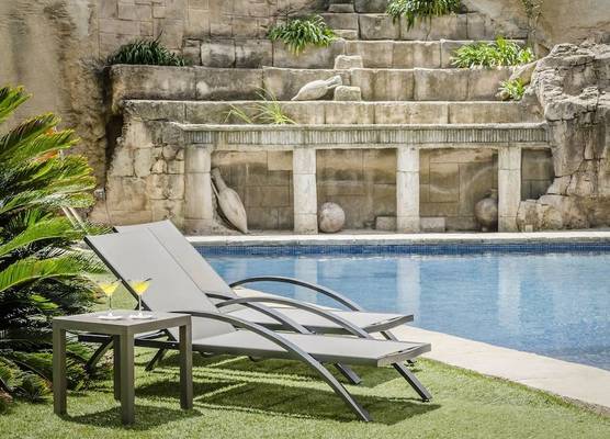 Exe Cunit Suites & Spa 1
