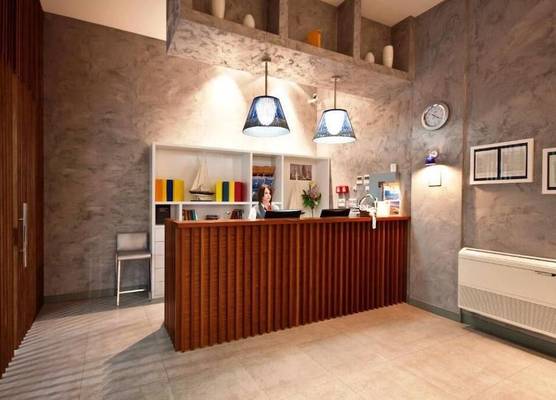 Hotel IN 1