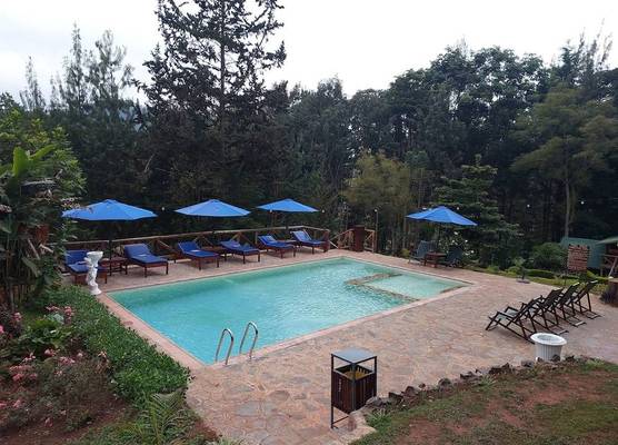 Lawns Hotel 1