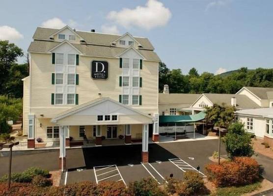 D. Hotel Suites & Spa 1