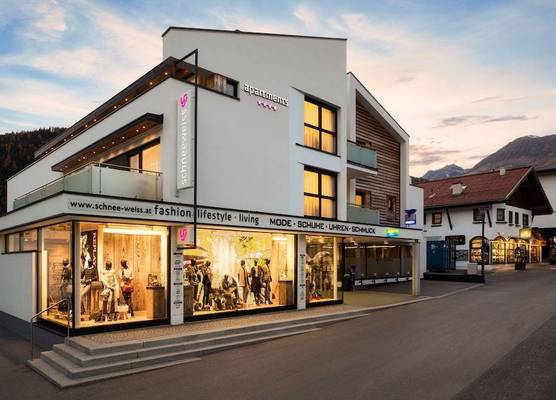 Schneeweiss lifestyle - Apartments - Living 1