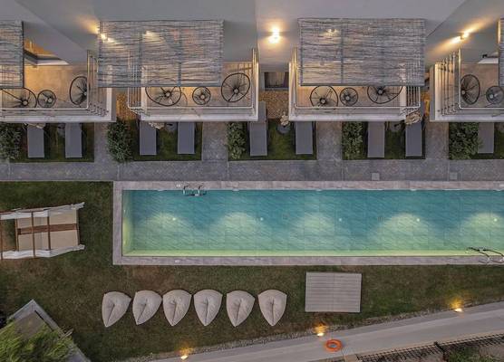 NEK Suites - Adults Only 1