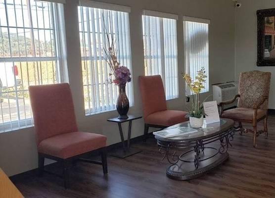 Express Inn & Suites San Antonio Near Sea World Medical Center 1