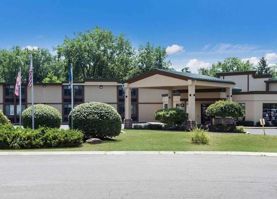 Quality Inn Albany Colonie 1