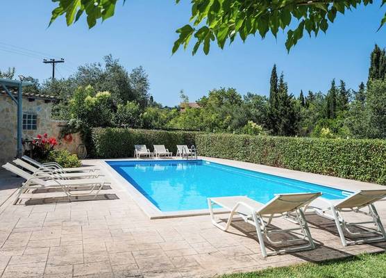 Villa Nefeli with Private Pool by Konnect 1