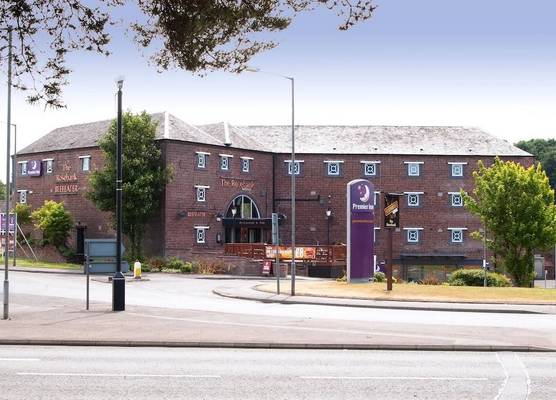 Premier Inn Falkirk Central 1