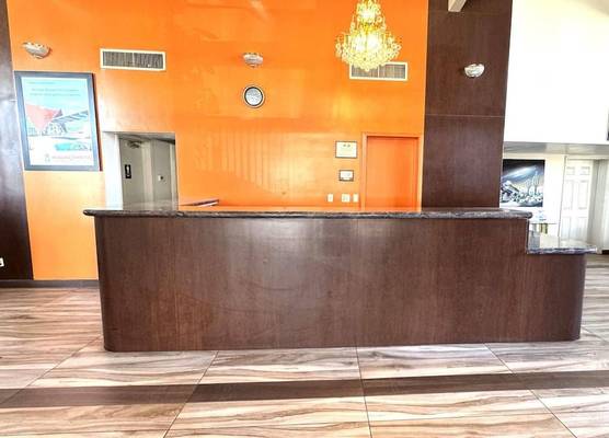 Howard Johnson by Wyndham Phoenix Airport/Downtown Area 1
