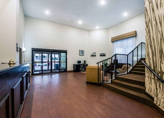 Sleep Inn & Suites Guthrie - Edmond North 1