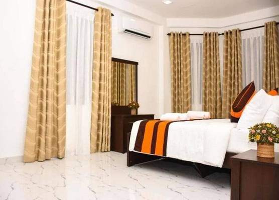 Mamma Raji Hotel 1