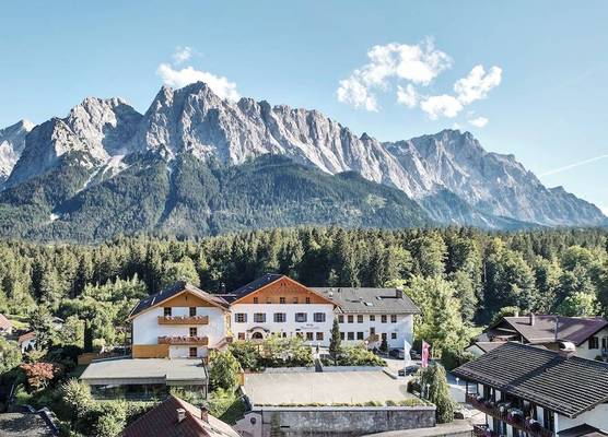 Romantik Alpenhotel Waxenstein 1