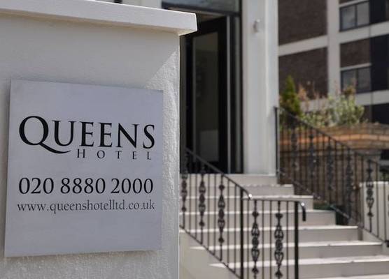 Queens Hotel 1