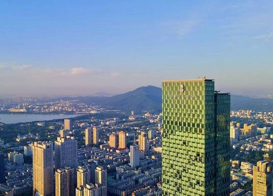 The Ritz-Carlton, Nanjing 1