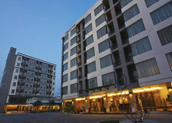 Leenova Hotel 1