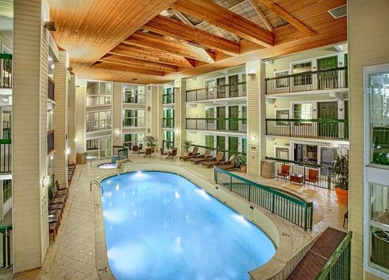 Econo Lodge Pigeon Forge Riverside 1