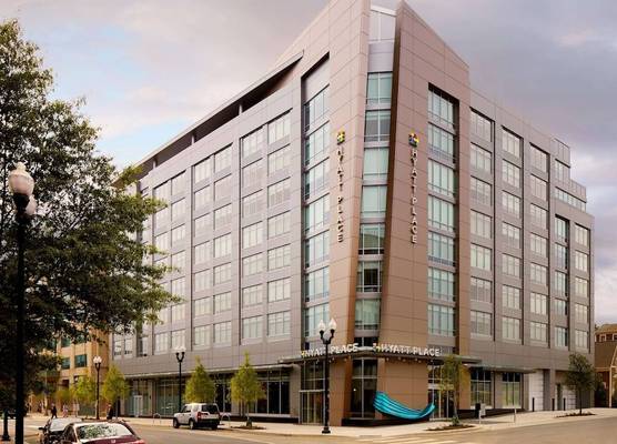 Hyatt Place Arlington Courthouse 1