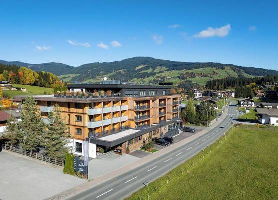 AlpenParks Hotel & Apartment Taxacher 1