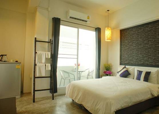 Walking Street Residence 1