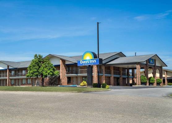 Days Inn by Wyndham Clanton AL 1