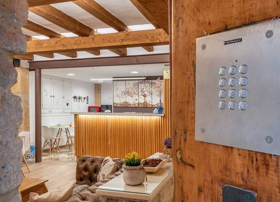 Hostal 977 1