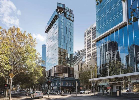 Vibe Hotel Melbourne 1