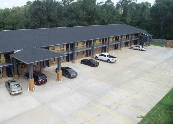 Days Inn by Wyndham Camilla 1