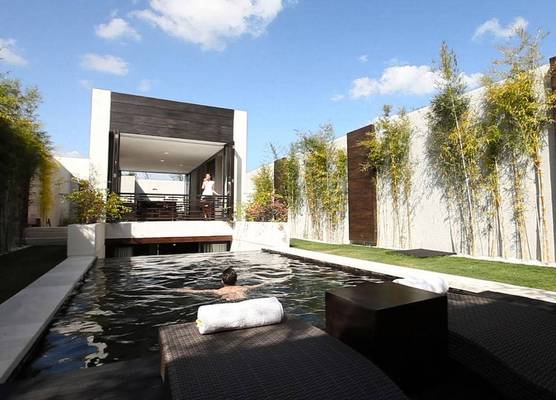 eqUILIBRIA Seminyak 1