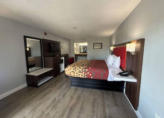 Econo Lodge Ruther Glen 1